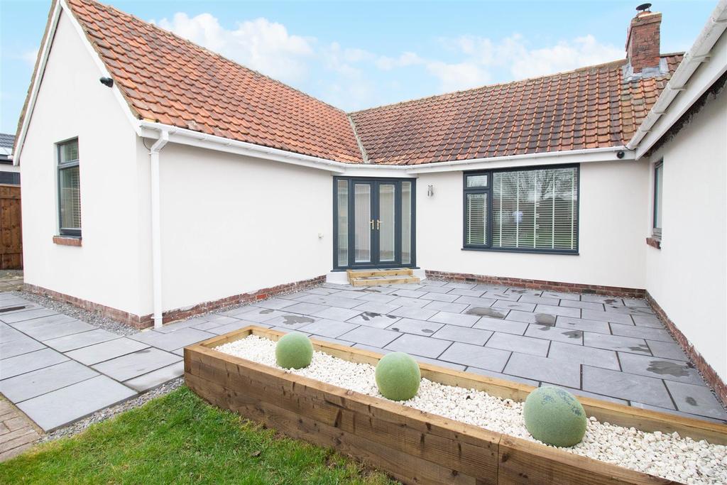 Haigh Terrace, Eighton Banks, Gateshead 3 bed semidetached bungalow