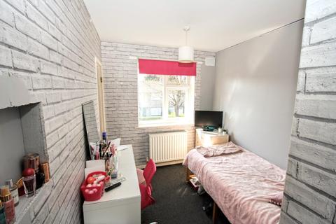 32 Finchale Crescent, Darlington, DL3 9SA