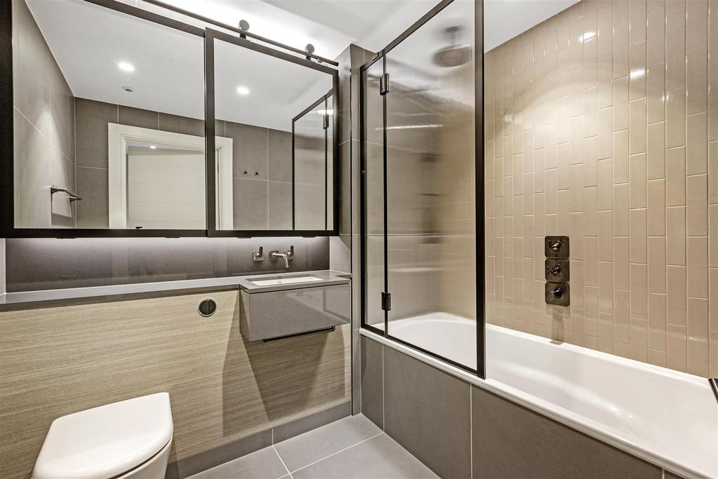 Bathroom.jpg