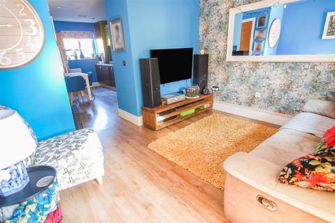 44 Foundry Gate, Wombwell, Barnsley, S73 0LF