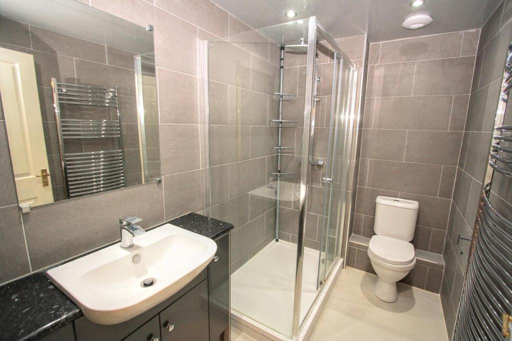 Shower room/w.c.