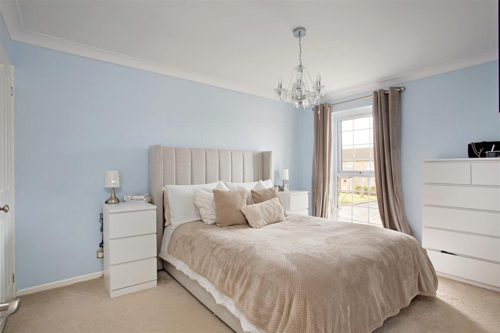 Master Bedroom.jpg