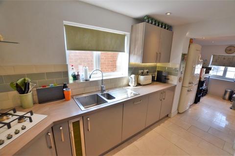 11 Bisley Close, Bicester, OX26 4XF