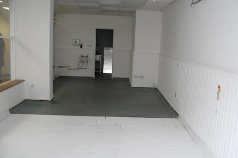 Property to rent, Ticklemore Street, The Plains Shopping Centre, Totnes