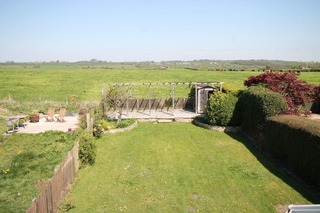 Hexham Road, HeddonontheWall... 3 bed detached house £355,000