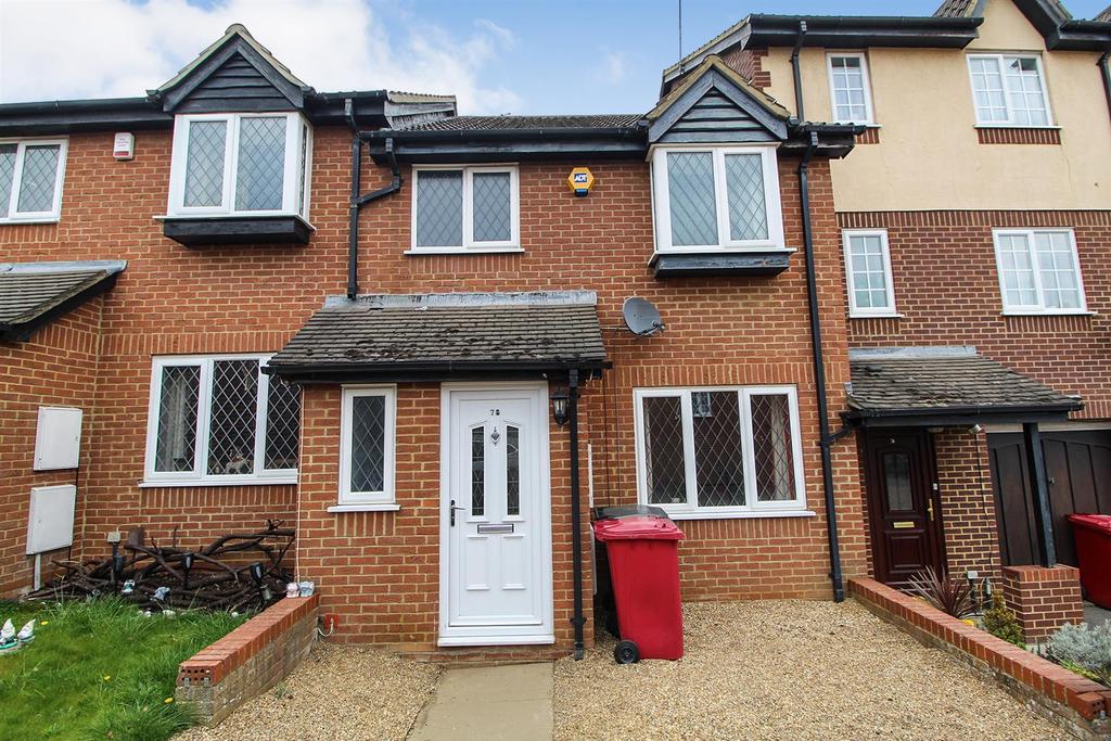 Littlebrook Avenue, Burnham 3 bed terraced house £1,500 pcm (£346 pw)