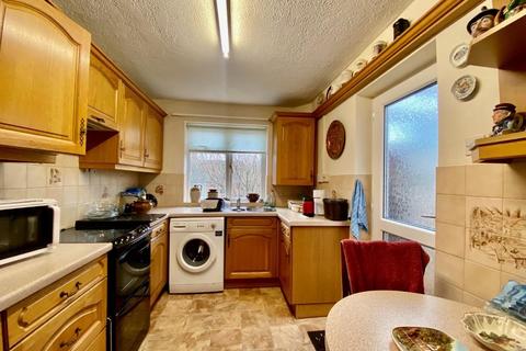 19 Manor Road, Northampton, NN2 6QJ