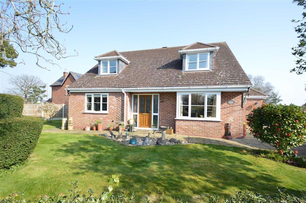 Rosemary Cottage, The Common, Bomere... 3 bed detached house £395,000