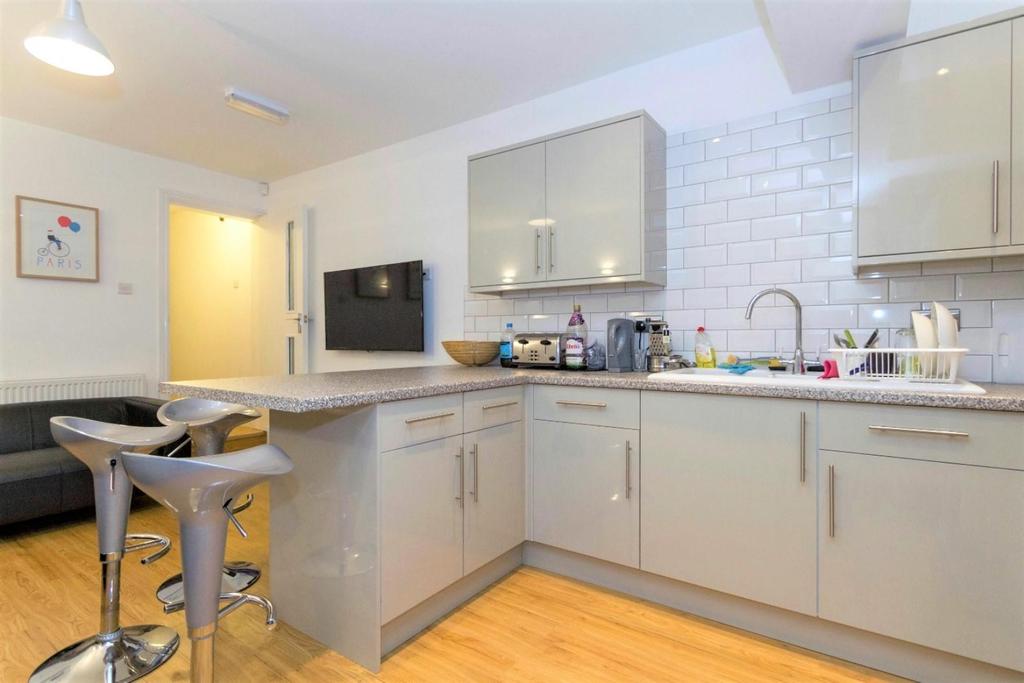 228 Dawlish rd9.jpg