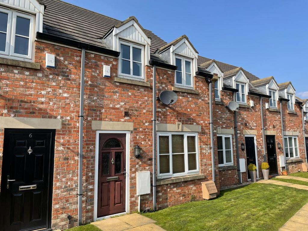 Thirsk Road, Kirklevington, Yarm 2 bed terraced house £170,000