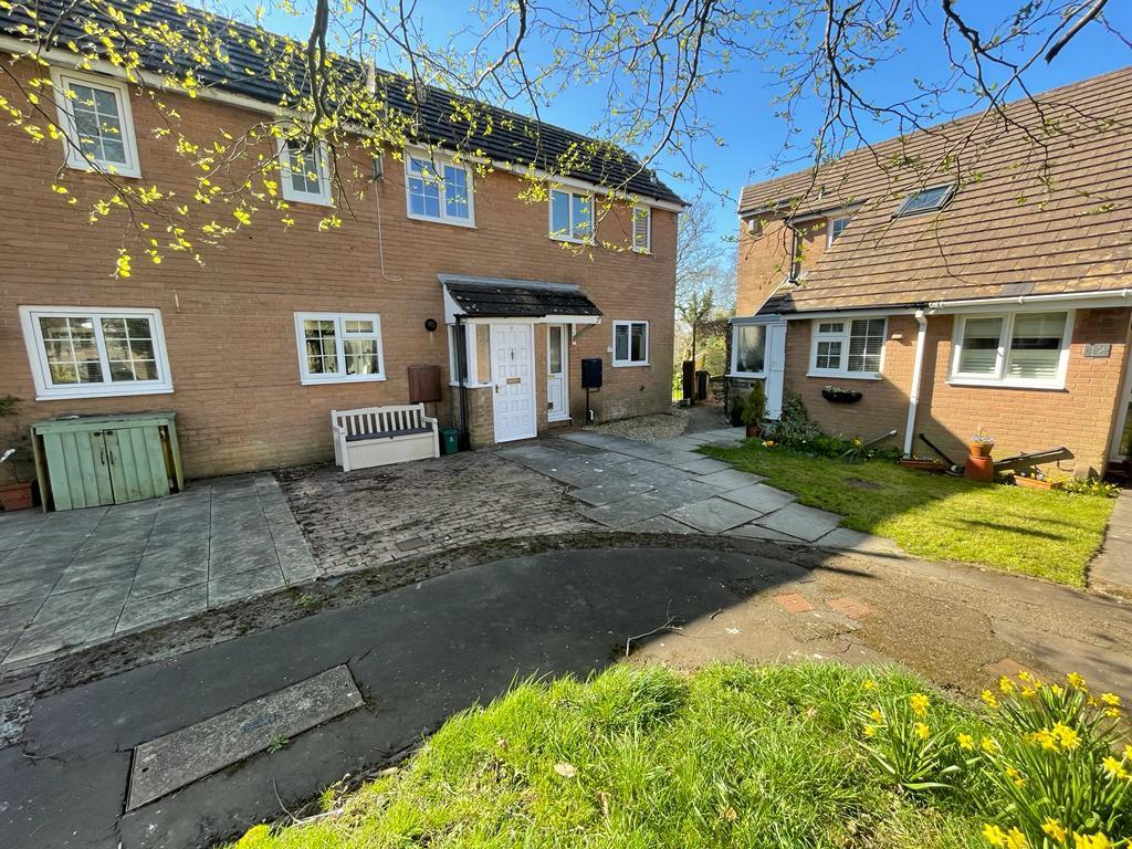 Lynton Court, Newton, Swansea 1 bed terraced house £210,000