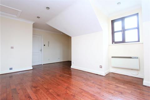2 bedroom flat for sale - Rodings Court, 134 The Avenue, Highams Park