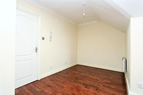 2 bedroom flat for sale - Rodings Court, 134 The Avenue, Highams Park
