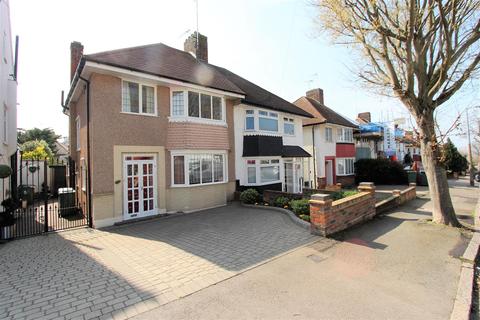 53 Leadale Avenue, London, E4 8AX