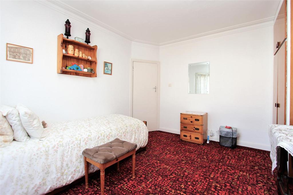 Bed 1 b.jpg