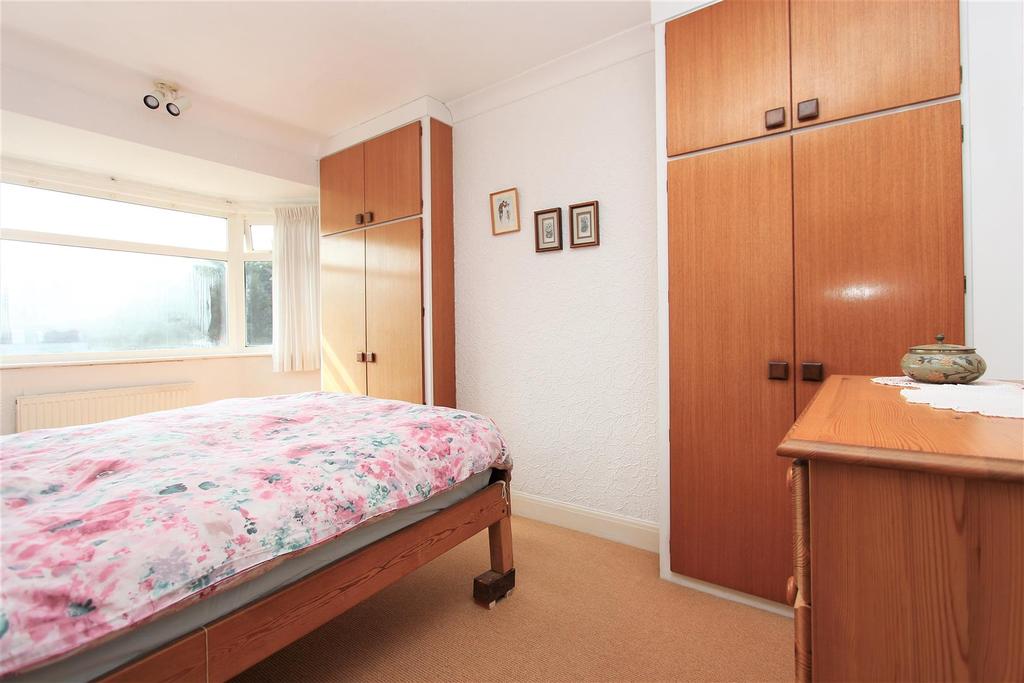 Bed 2 a .jpg