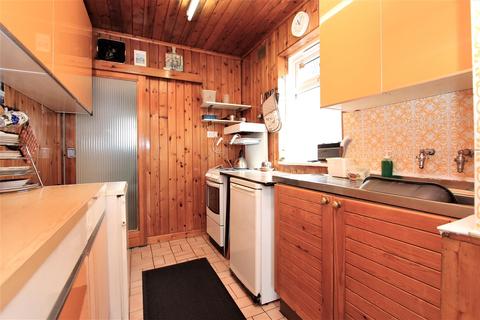 53 Leadale Avenue, London, E4 8AX