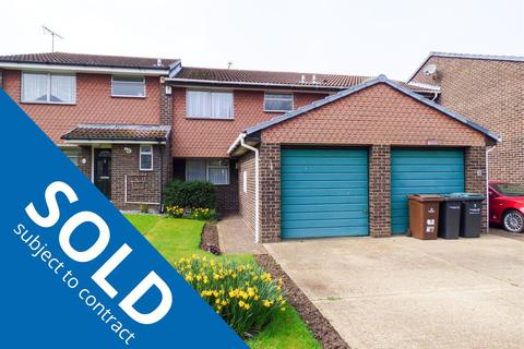 4 Aintree Close, Gravesend, DA12 5AS