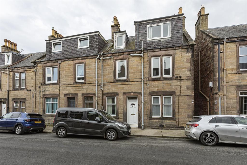 13 Stanley Street, Galashiels 2 bed flat £85,000
