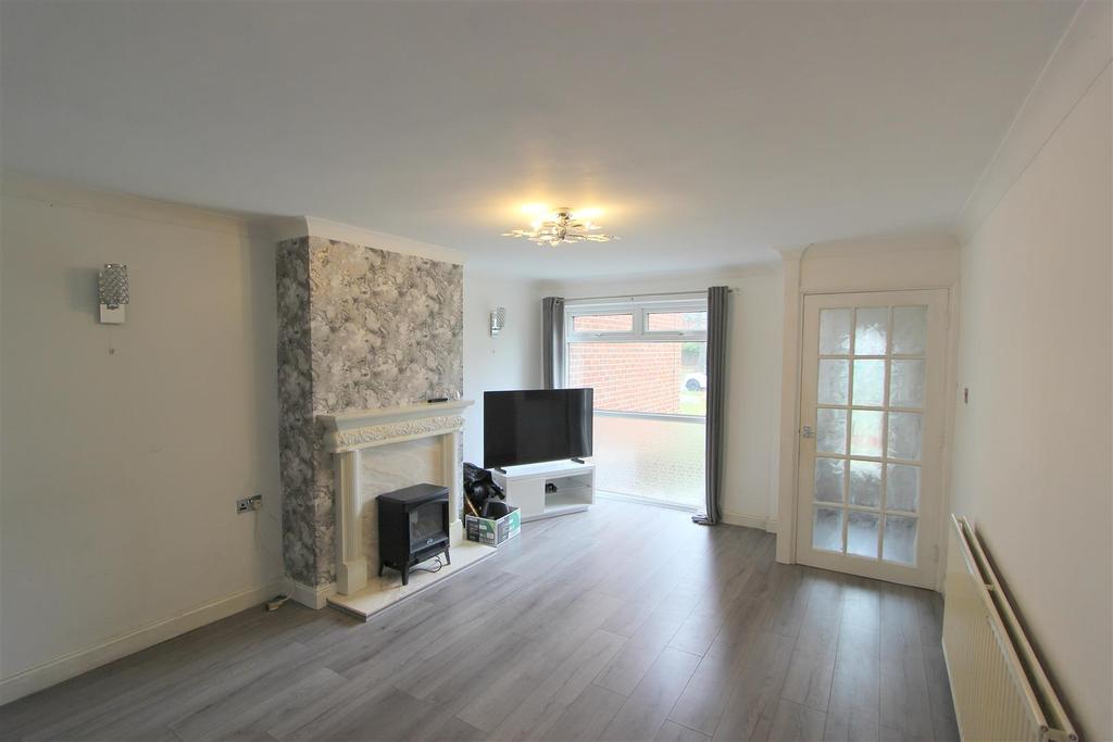 Sparrow Hall Drive, Darlington 2 bed house £595 pcm (£137 pw)