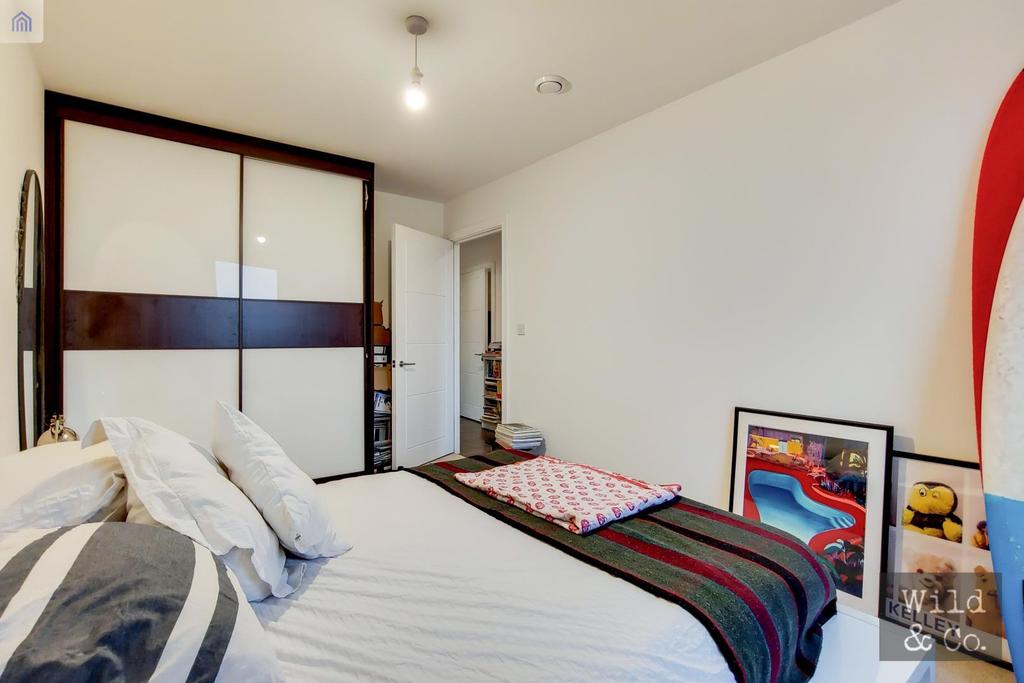 4 Bedroom 2-0.jpg