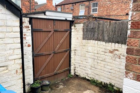 7 Grinton Avenue, Hull, HU5 3SD