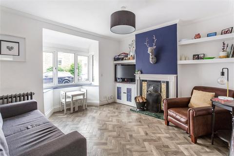 90 Lesbourne Road, Reigate, RH2 7JX