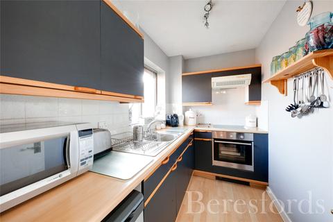 2 Watson Gardens, Harold Wood, Romford, RM3 0WZ