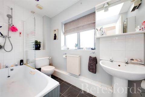 2 Watson Gardens, Harold Wood, Romford, RM3 0WZ