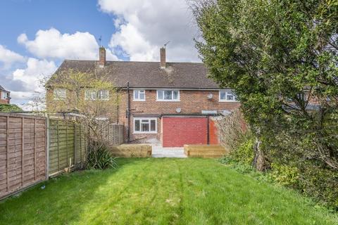 37 Winston Way, Old Woking, Woking, GU22 9HR