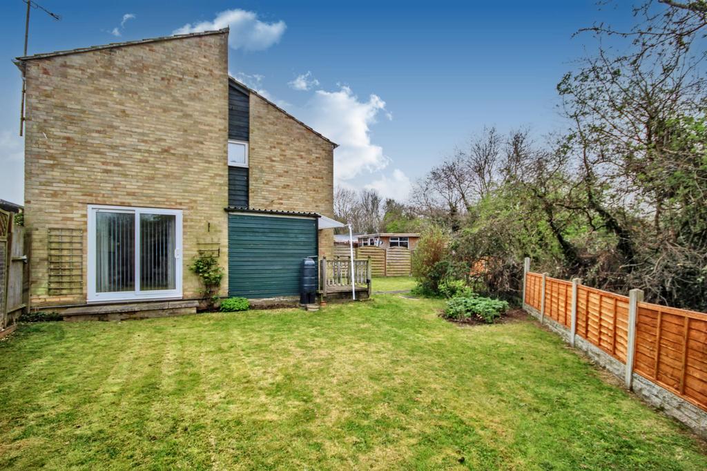 Windsor Terrace, Haverhill CB9 3 bed end of terrace house £210,000