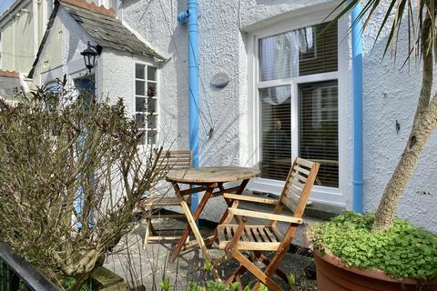 3 Grove Place, Padstow, PL28 8AX