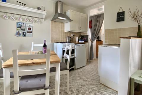3 Grove Place, Padstow, PL28 8AX