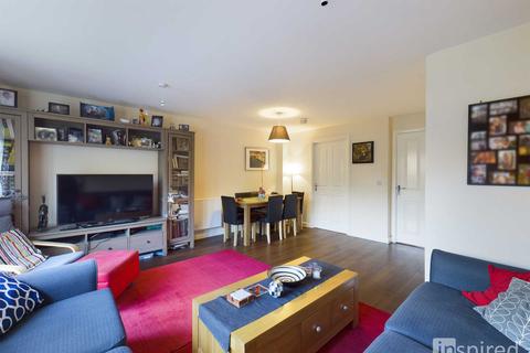 16 Brickhill Way, Calvert, Buckingham, MK18 2FS