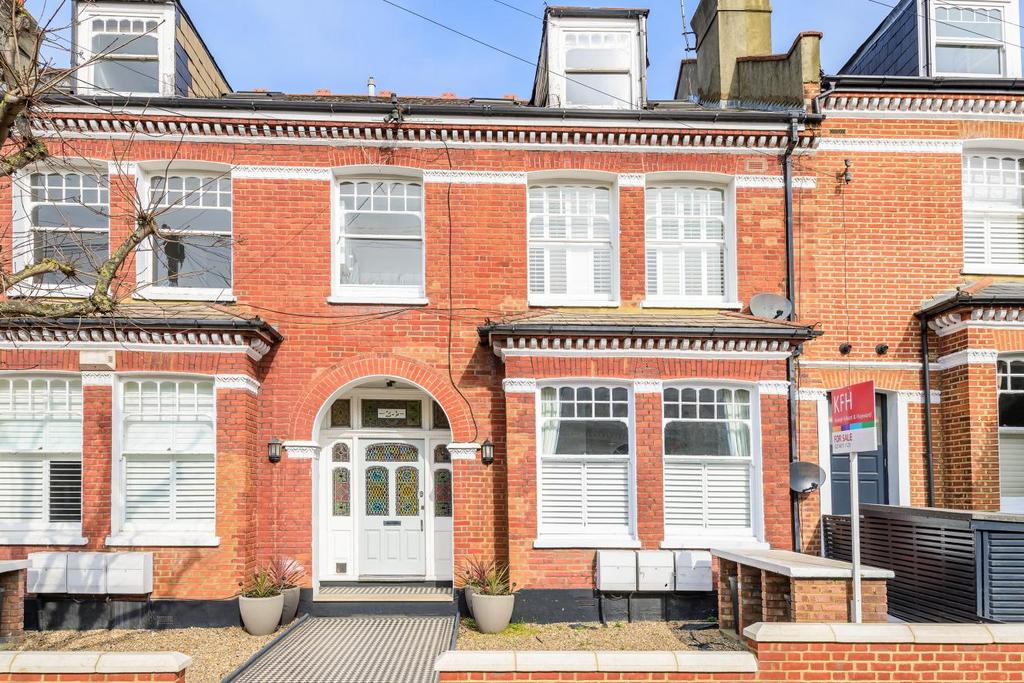 Veronica Road, Balham 2 bed flat £750,000