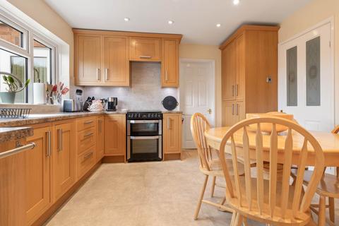 4 bedroom detached house for sale, Hastings Road, Malvern