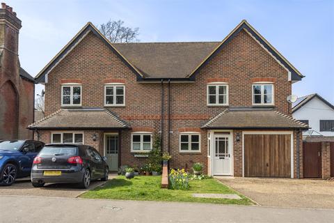 Tamar Cottage Coxcombe Lane, Chiddingfold, Godalming, GU8 4QF