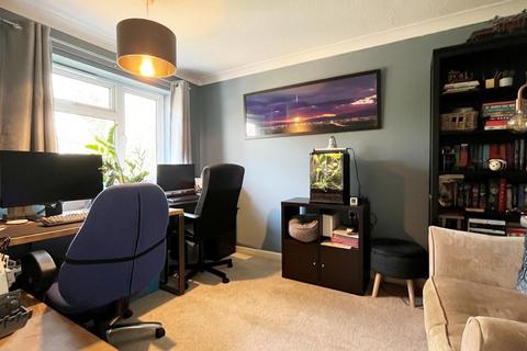 21 Friars Way, Southampton, SO18 2JU