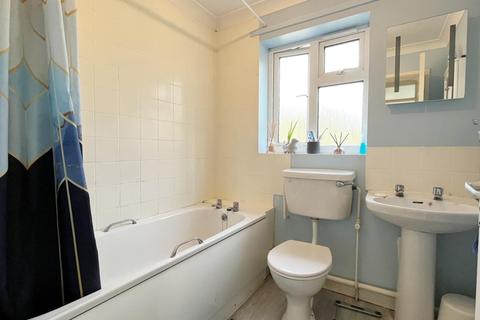 21 Friars Way, Southampton, SO18 2JU