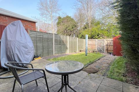 21 Friars Way, Southampton, SO18 2JU