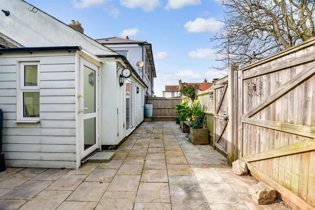 Patio / Decking