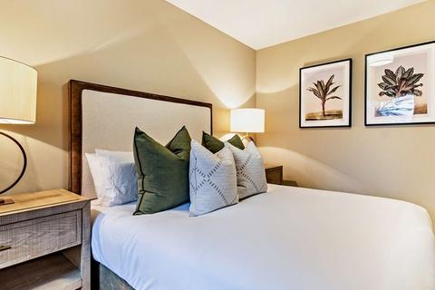 2 bedroom flat to rent, Fulham Road, Chelsea