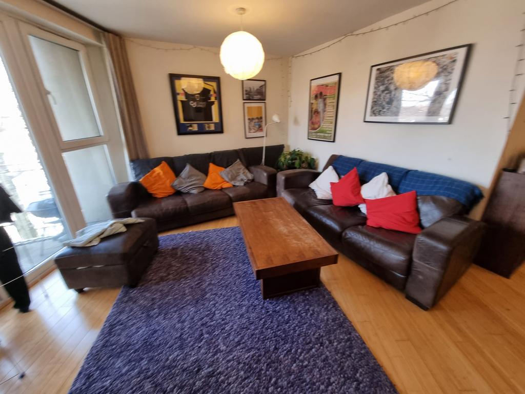 Copper place m14 7fz 2 bed flat 850 pcm 196 pw 