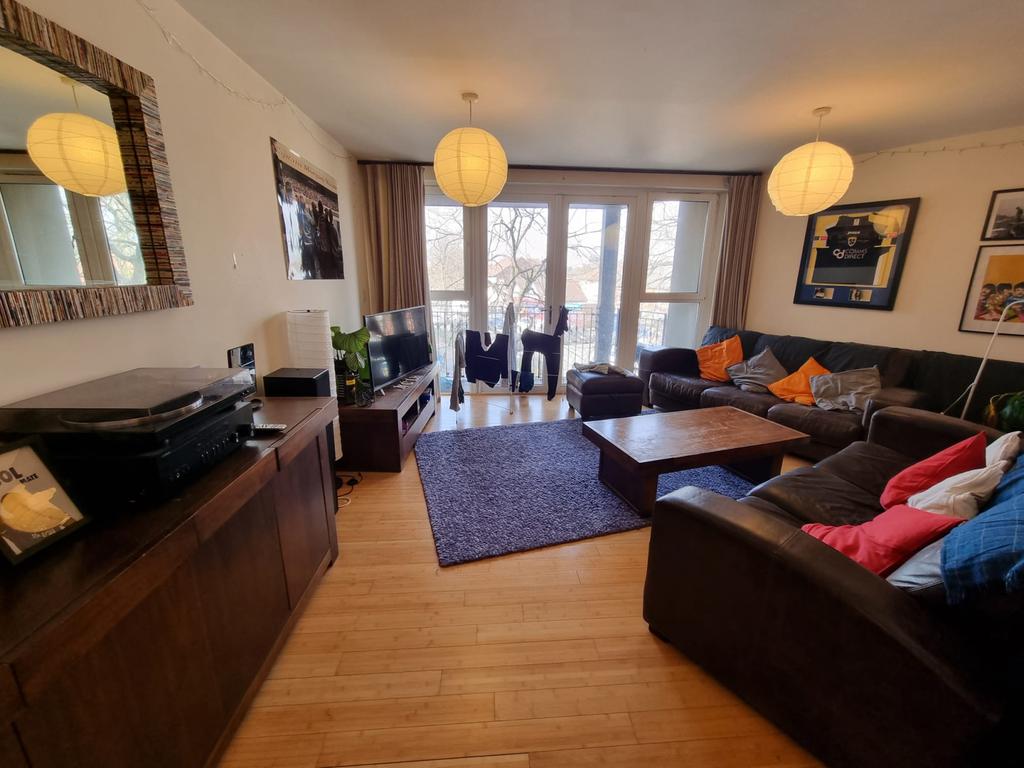 Copper place m14 7fz 2 bed flat 850 pcm 196 pw 