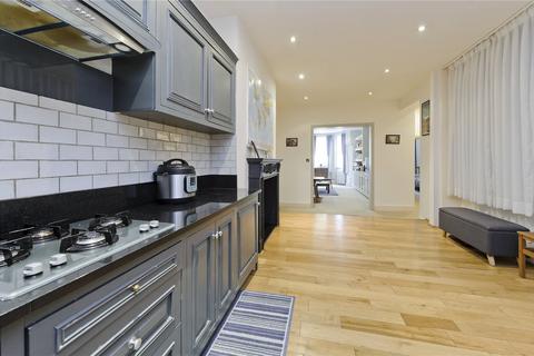 2 bedroom apartment for sale - Trebovir Road, Earls Court, London, SW5
