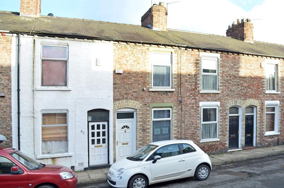 UPPER NEWBOROUGH STREET, YORK, YO30 7AR 2 bed terraced house £950 pcm