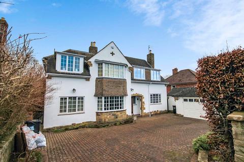 147 Almsford Drive, Harrogate, HG2 8EE
