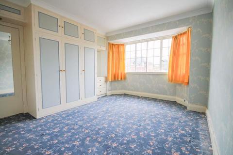 147 Almsford Drive, Harrogate, HG2 8EE