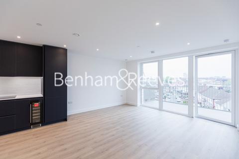 2 bedroom apartment to rent, Beresford Avenue, Wembley HA0