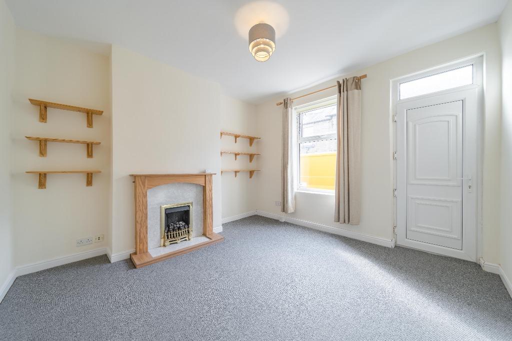 Netherfield Road, Crookes, Sheffield, S10 3 bed semidetached house £